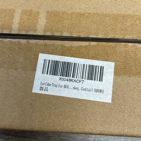 NIB Silicone Ice Cube Tray for Tumbler 30 to 40 oz With Bin and Lid For Freezer - Picture 11 of 11